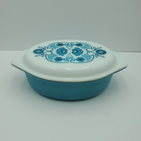 Pyrex Other - Pyrex Horizon Blue 2.5 Quart Casserole Dish Turquoise Oval Covered Baking Dish